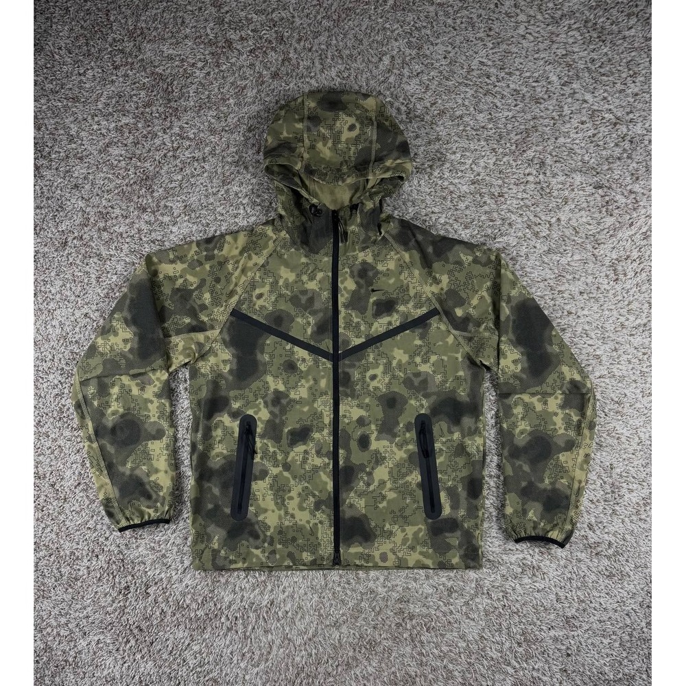 Nike Tech Dri-FIT Woven Camo Windrunner Jacket Green Small HV0979-210